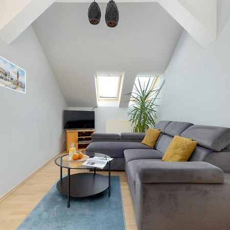 Sunnyvale Apartment Cracovie Extérieur photo